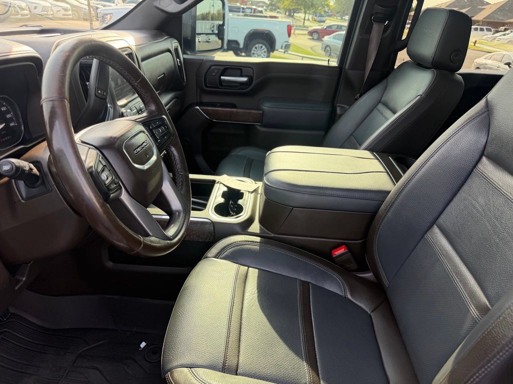 Used 2023 GMC Sierra 3500 Denali w/ Denali Ultimate Package AWD/4WD image 29