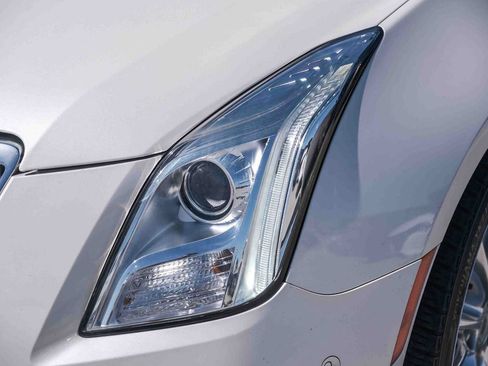 Used 2014 Cadillac XTS Platinum FWD image 12