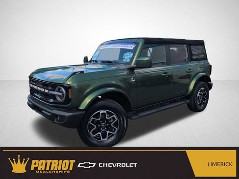 Used 2022 Ford Bronco Outer Banks AWD/4WD image 1