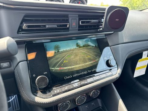 New 2024 Nissan Z NISMO w/ Floor Mat Package RWD image 7