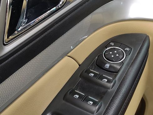 Used 2017 Ford Explorer XLT w/ Equipment Group 202A image 27