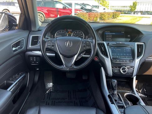 Used 2019 Acura TLX image 17