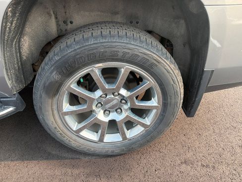 Used 2019 GMC Yukon Denali w/ Open Road Package AWD/4WD image 11