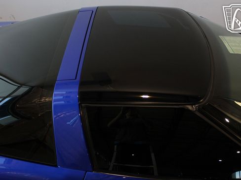 Used 1994 Chevrolet Corvette Coupe RWD image 32
