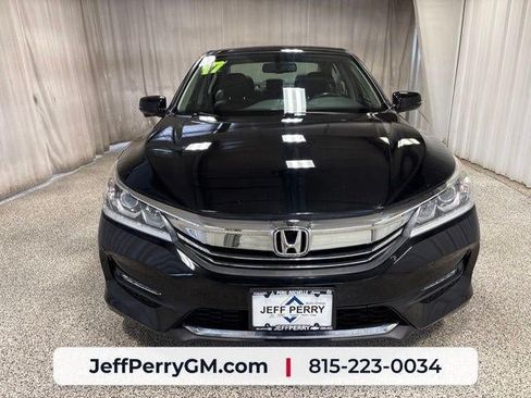 Used 2017 Honda Accord EX-L image 6