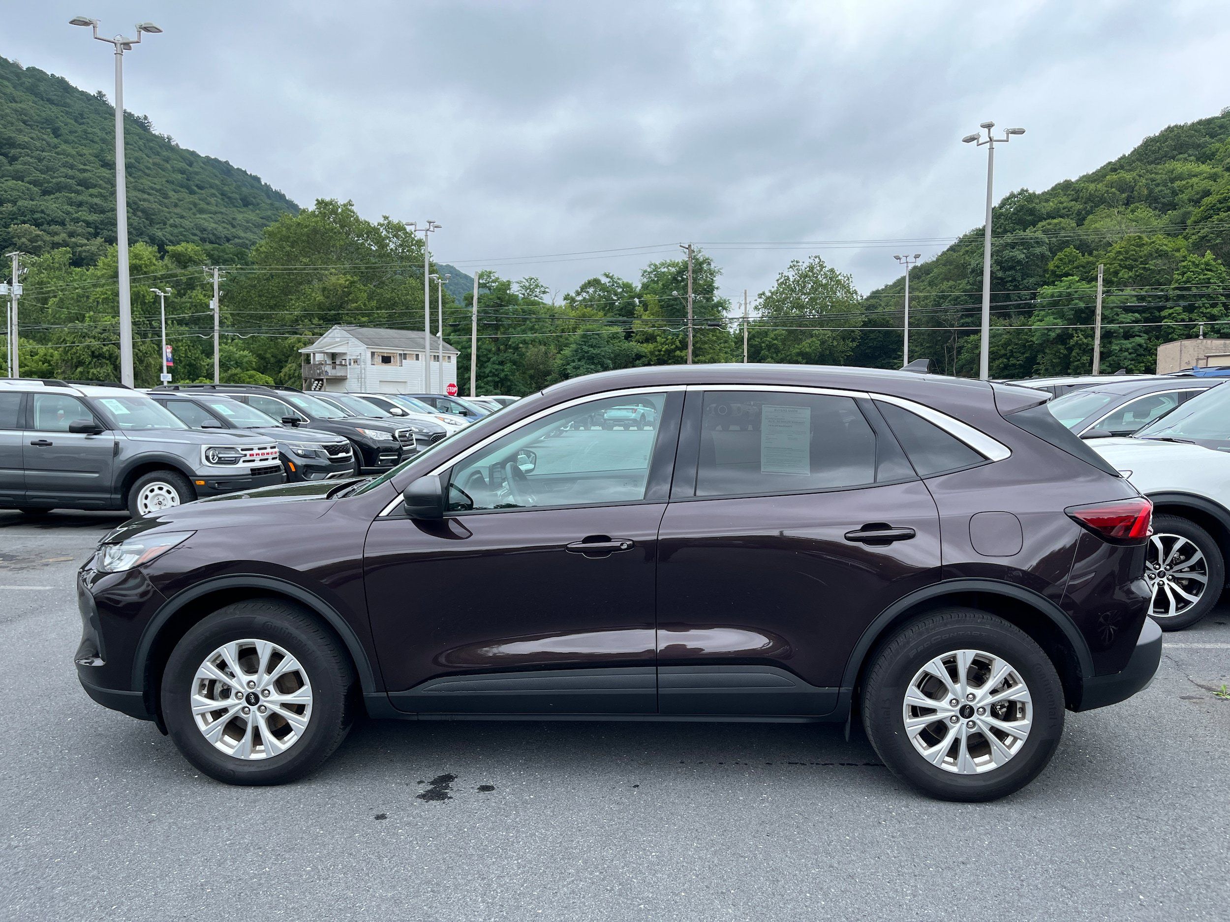 Certified 2023 Ford Escape Active AWD/4WD image 7