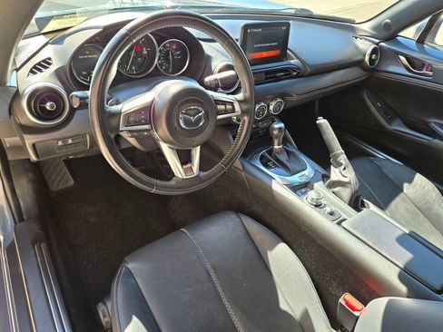 Used 2021 MAZDA MX-5 Miata Grand Touring RWD image 14