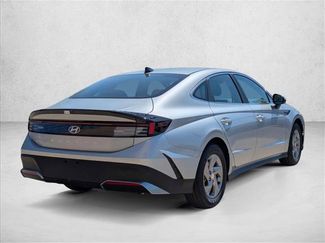 New 2026 Hyundai Sonata SE video 2