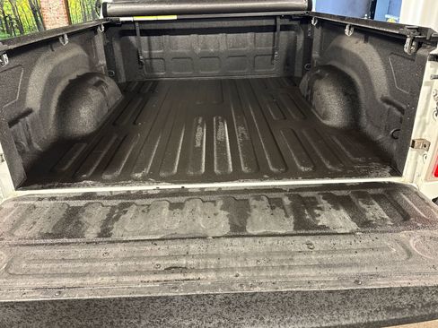 Used 2017 RAM 2500 Laramie w/ Convenience Group image 28