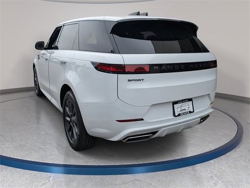 New 2025 Land Rover Range Rover Sport Dynamic SE image 3