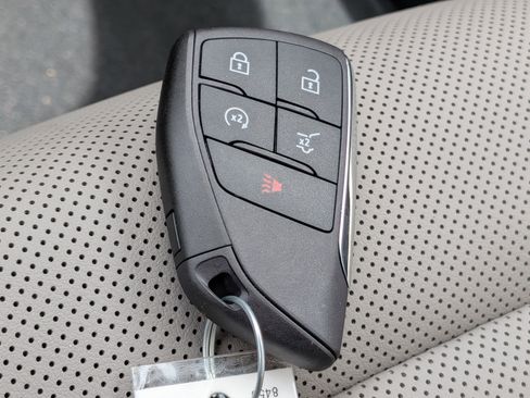 New 2026 GMC Terrain Elevation w/ Elevation Premium Package FWD image 34