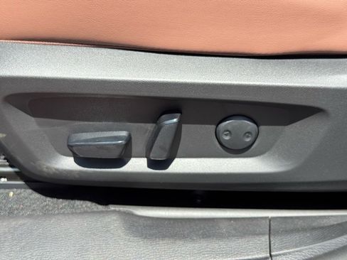 New 2025 Mitsubishi Outlander SEL image 26