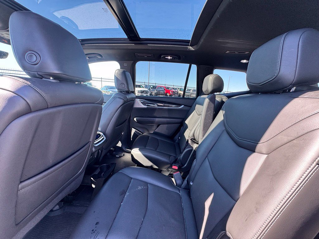 Used 2024 Cadillac XT6 Sport w/ LPO, ONYX Package AWD/4WD image 3