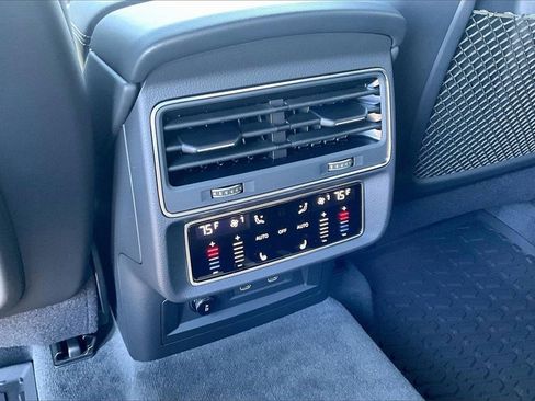 New 2026 Audi Q8 Premium Plus image 18