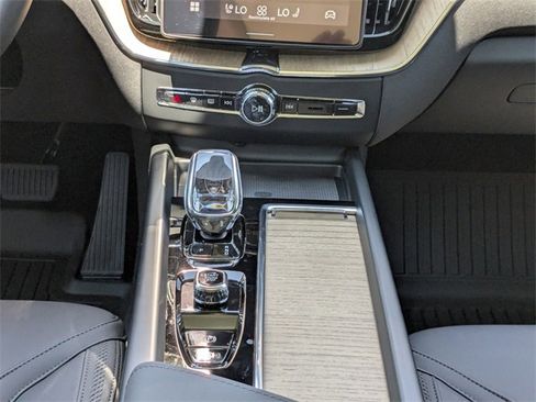 New 2026 Volvo XC60 B5 Core image 20