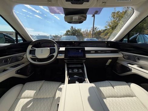 New 2026 Lincoln Nautilus Black Label image 10