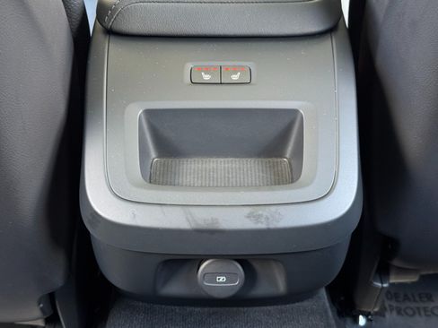 Used 2024 Volvo S60 B5 Plus w/ Climate Package FWD image 35