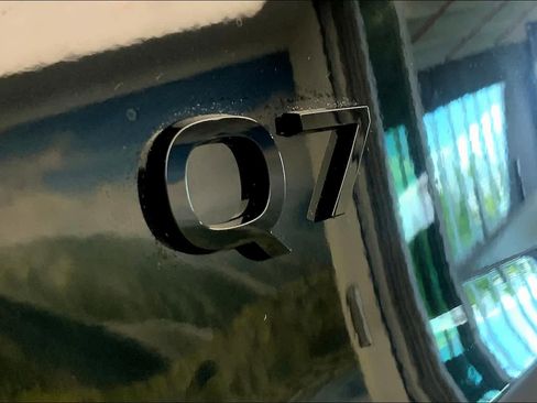 Used 2025 Audi Q7 3.0T Premium Plus image 15