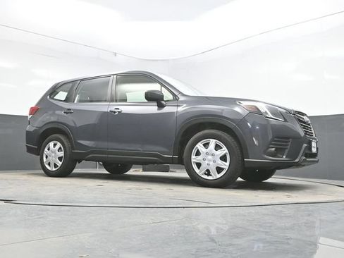 Used 2023 Subaru Forester AWD/4WD image 33