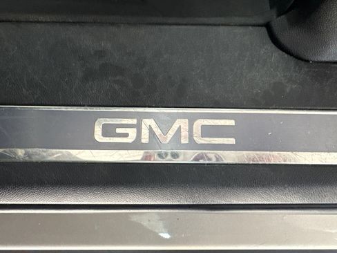 Used 2021 GMC Yukon SLT w/ SLT Premium Package AWD/4WD image 27
