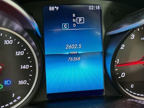 Used 2020 Mercedes-Benz GLC 300 4MATIC image 20