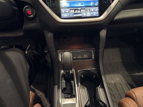 Used 2023 Subaru Ascent Touring AWD/4WD image 29
