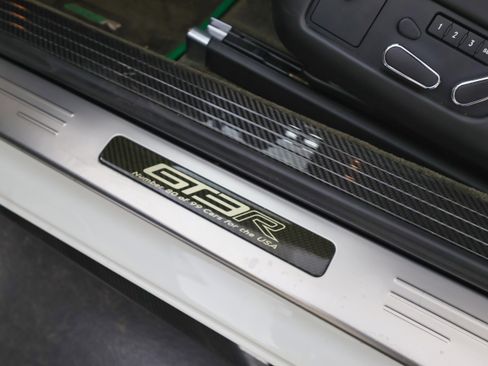 Used 2015 Bentley Continental GT3-R image 23