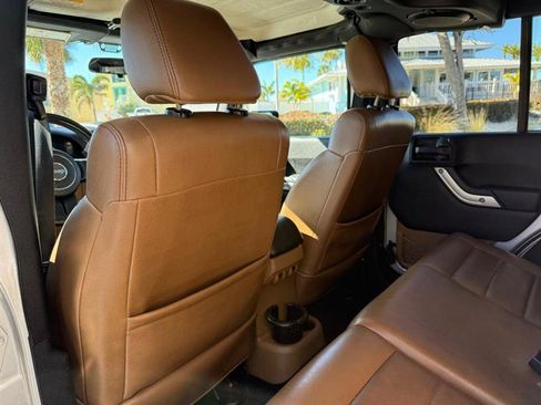 Used 2012 Jeep Wrangler Unlimited Rubicon w/ Dual Top Group image 14