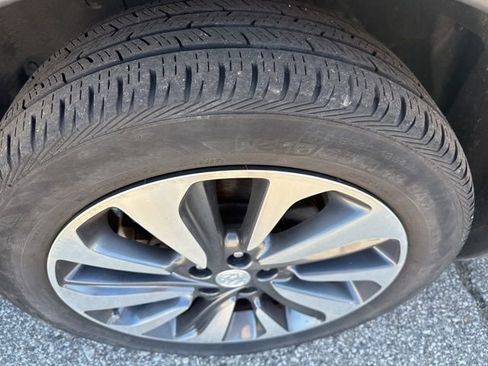 Used 2022 Buick Encore Preferred w/ Safety Package image 13