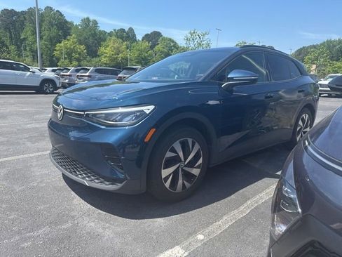 Used 2023 Volkswagen ID.4 2WD image 5