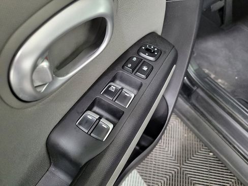 Used 2019 Kia Soul w/ Convenience Package FWD image 27