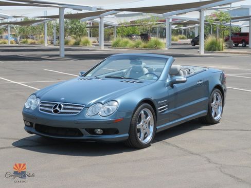 Used 2004 Mercedes-Benz SL 55 AMG image 8