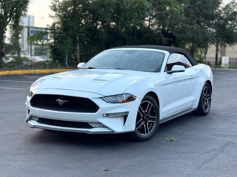 Used 2018 Ford Mustang Premium RWD image 2