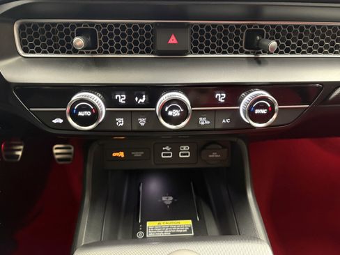 Used 2025 Honda Civic Type R image 16