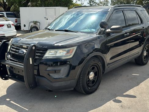 Used 2016 Ford Explorer 4WD Police Interceptor w/ Interior Upgrade Package image 3