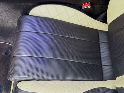 Certified 2024 Bentley Continental GT image 19