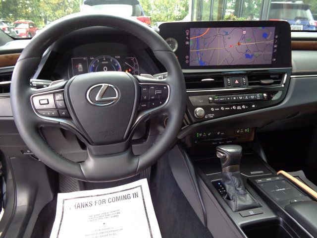 Used 2022 Lexus ES 350 w/ Premium Package FWD image 11