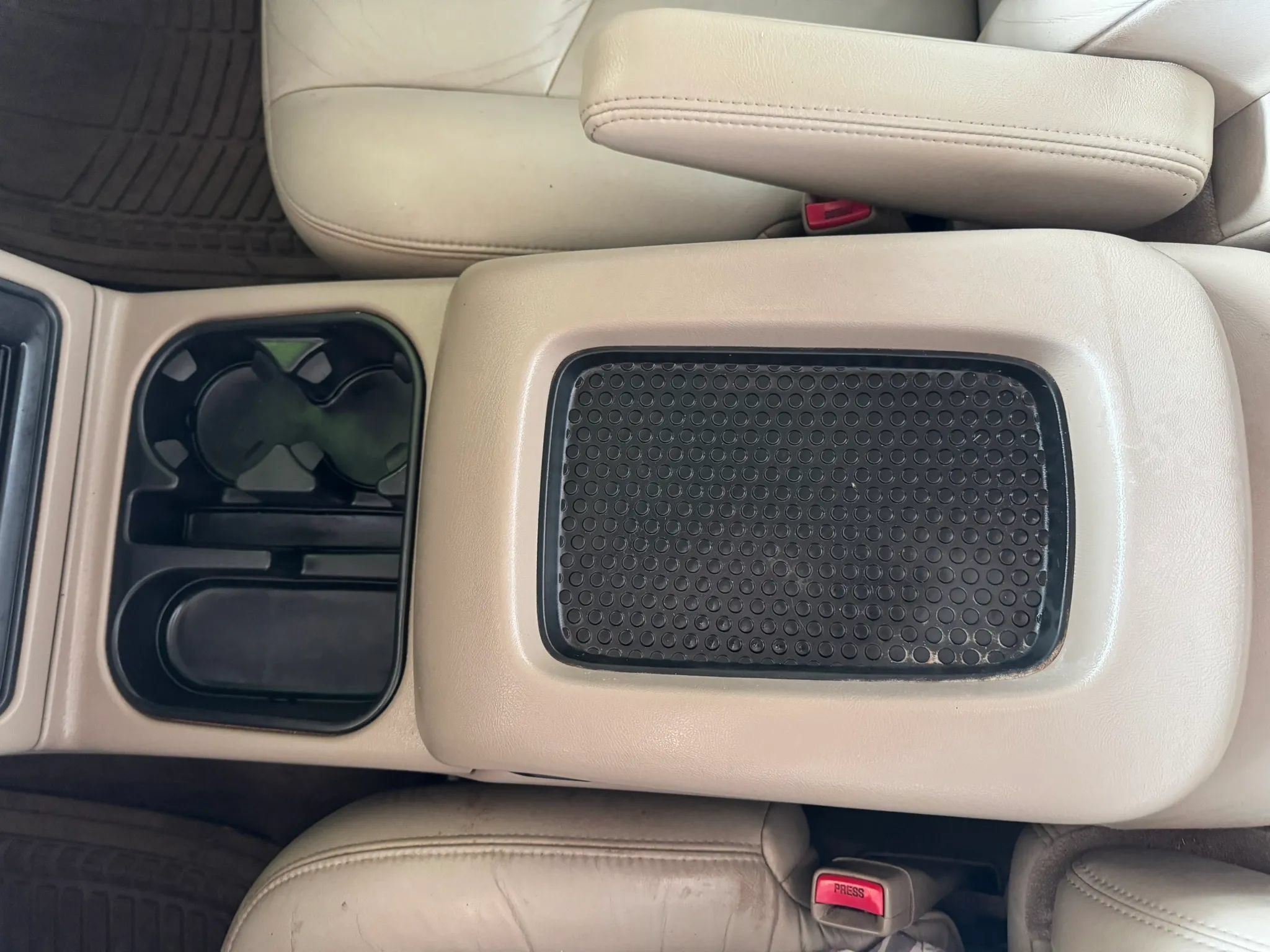 Used 2005 Chevrolet Avalanche Z66 w/ Sun And Sound Package RWD image 14