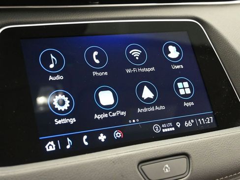 Used 2022 Cadillac XT4 Luxury w/ Cold Weather Package image 15