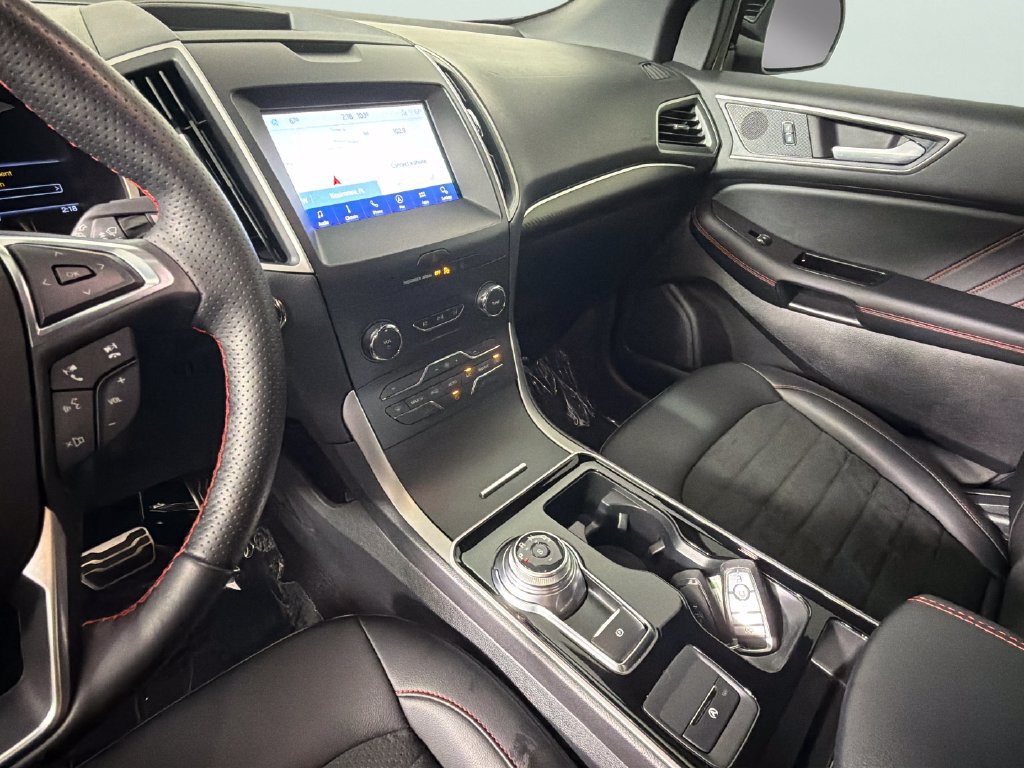 Used 2020 Ford Edge ST-Line FWD image 19