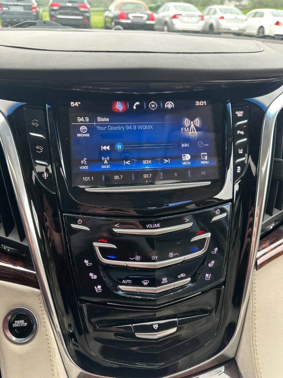 Used 2015 Cadillac Escalade ESV Luxury AWD/4WD image 35