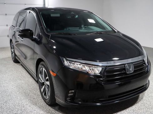 Used 2023 Honda Odyssey Touring image 5