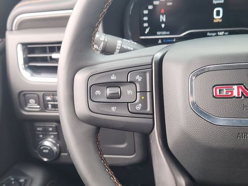 Used 2023 GMC Yukon XL AT4 w/ AT4 Premium Package image 28