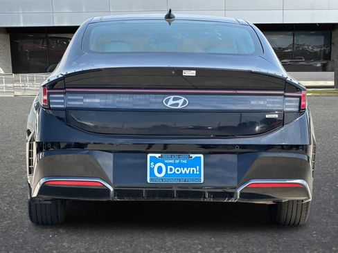 Used 2024 Hyundai Sonata Limited FWD image 8