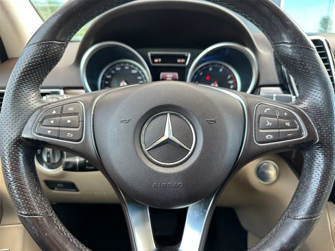 Used 2018 Mercedes-Benz GLE 350 image 26