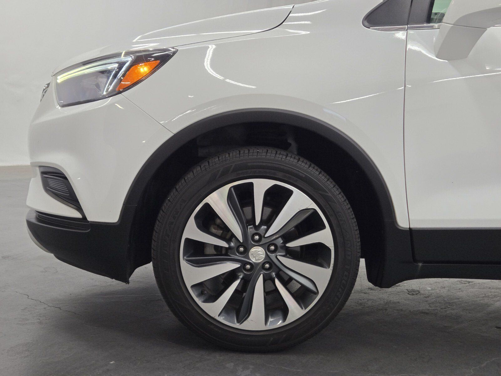 Used 2021 Buick Encore Preferred w/ Safety Package AWD/4WD image 6