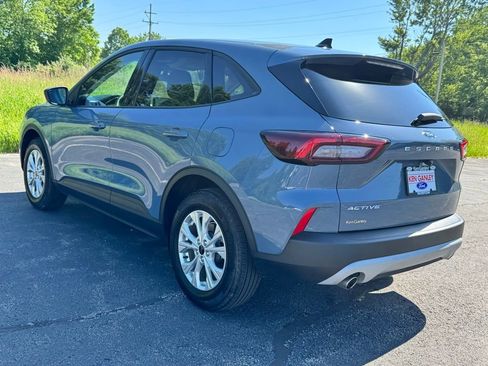 Certified 2025 Ford Escape Active w/ Cold Weather Package FWD image 13