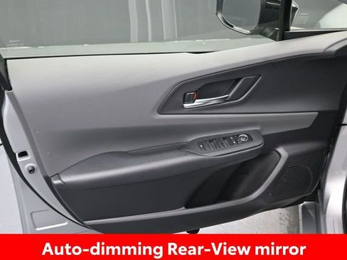 Used 2025 Toyota Prius XLE image 15