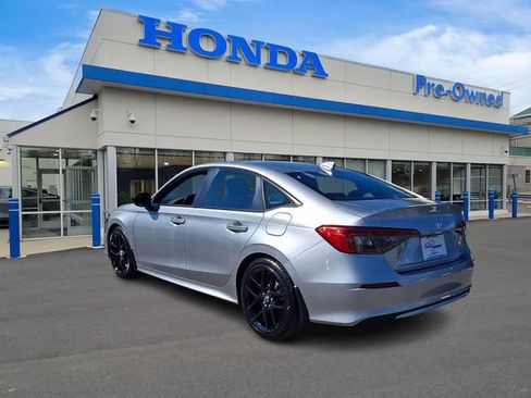 Used 2023 Honda Civic Sport image 6