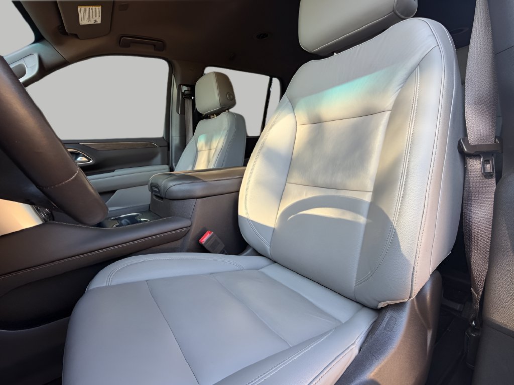 Used 2022 Chevrolet Tahoe Z71 w/ Max Trailering Package AWD/4WD image 20